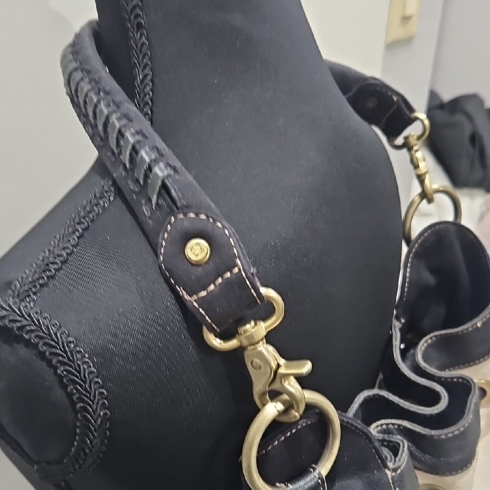 Kenneth Cole Reaction Two-Tone Shoulder Bag - Picture 6 of 11